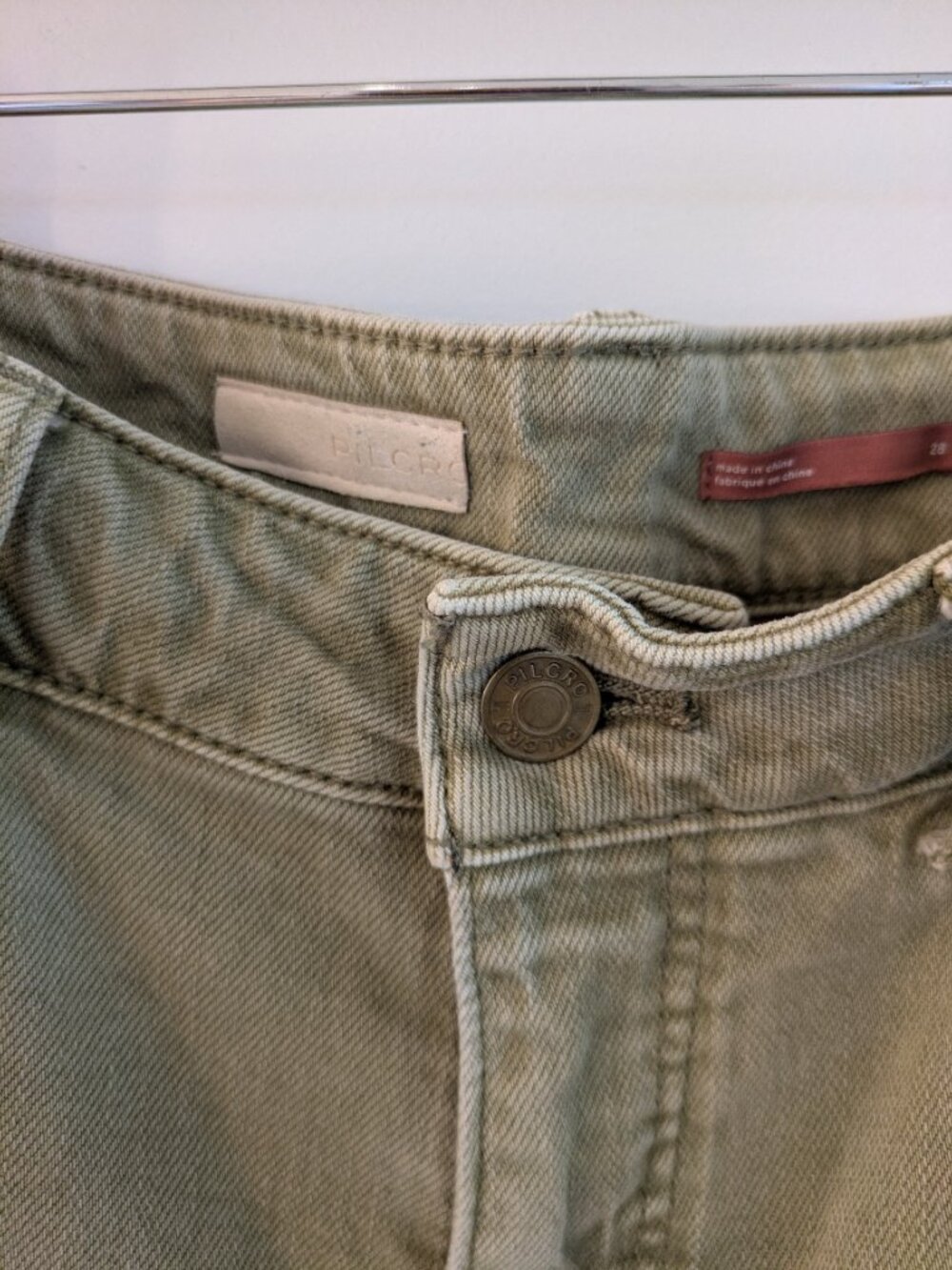 Pilcro The Wanderer Barrel Pants from Anthropologie Sage Green Size 28 - Picture 3 of 5